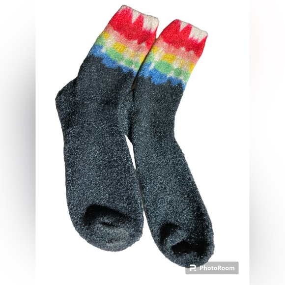 Lands' End Accessories - Lands’ End amazing fuzzy multicolored socks NWT